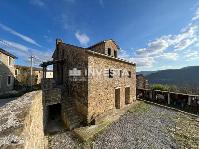 Motovun, einzigartiges istrisches Steinhaus mit herrlicher Aussicht