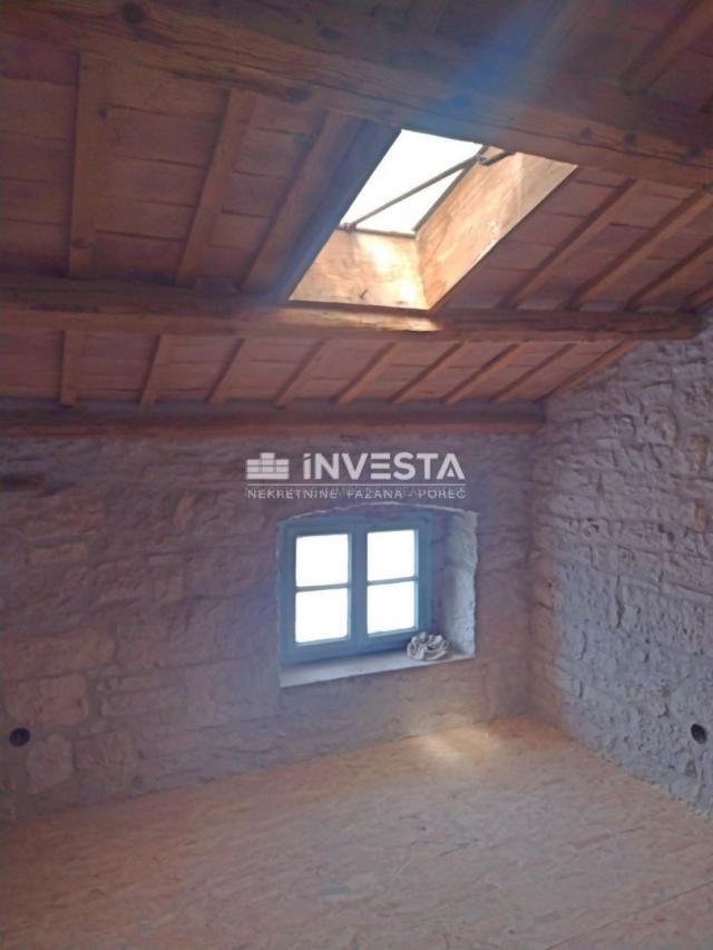 Kaštelir, newly renovated stone holiday house with 4 bedrooms and a wine cellar