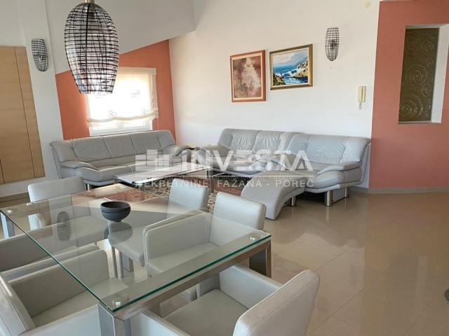 Pula, Pješčana uvala, Penthouse 152 m2, 200 m vom Meer entfernt