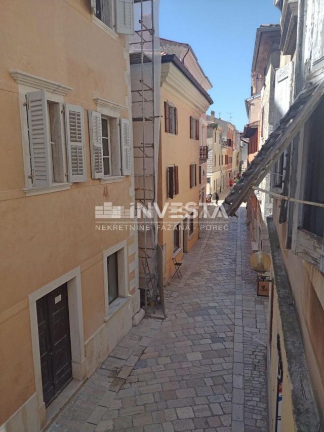 Poreč, spacious apartment in the old town, 110 m2