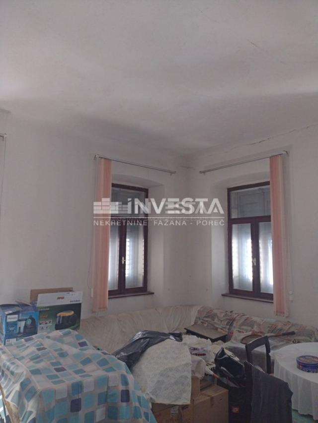 Poreč, spacious apartment in the old town, 110 m2