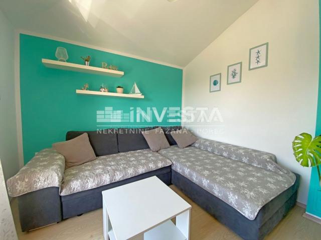 Liznjan, Modern furnished two-room apartment with sea view, parking