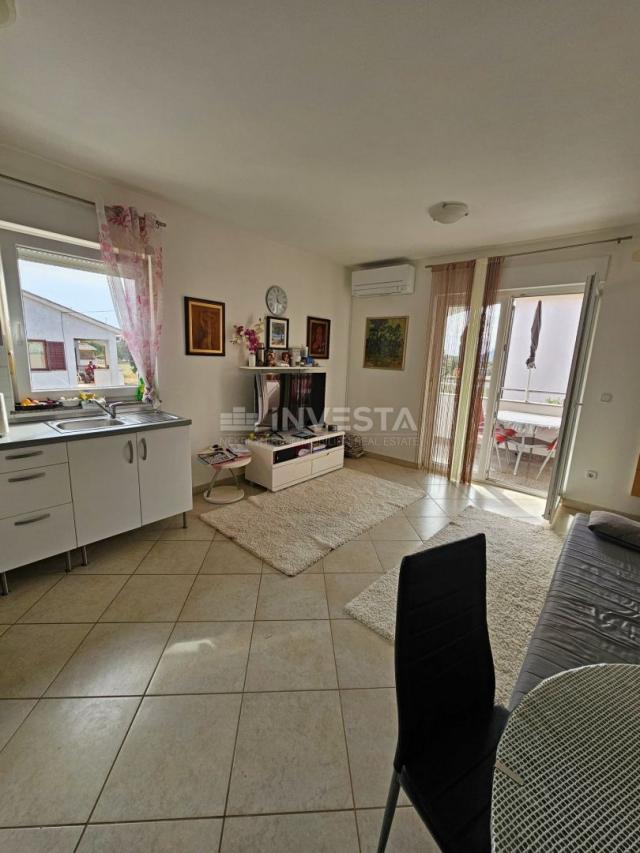 Fažana, apartment 55m2, 2 bedrooms, upper ground floor, 250 m from the beach and the center