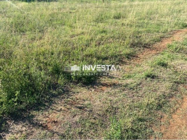 Vodnjan, building plot 500 m2