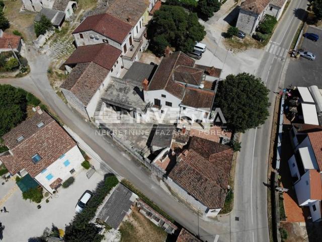 Vrsar area, 3 buildings with great potential