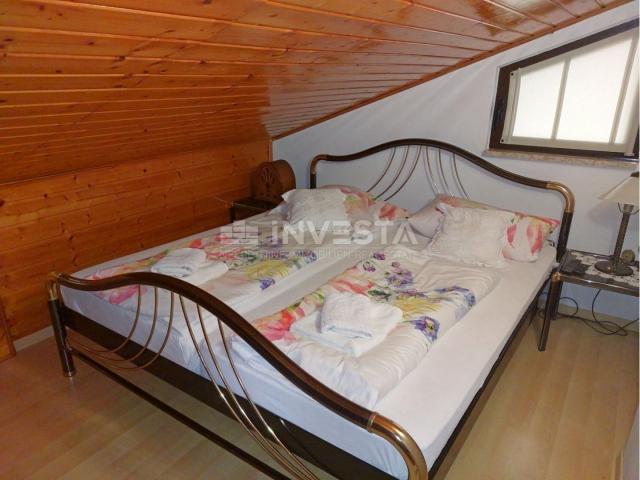 Poreč, house with 4 apartments and pool, sea view, TOP location