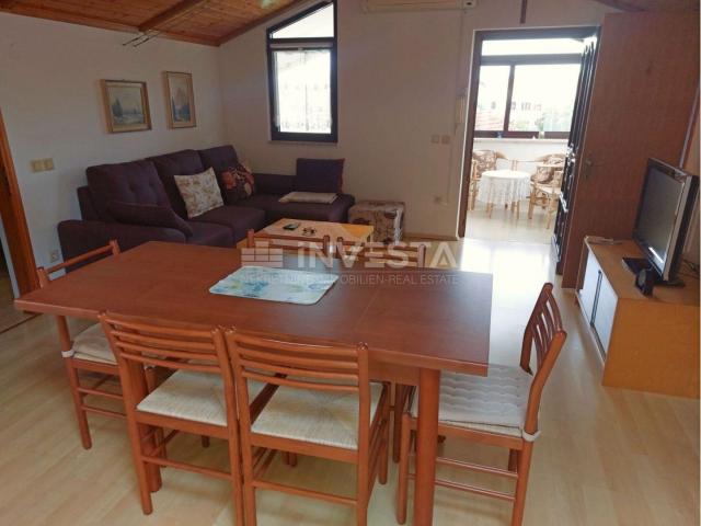 Poreč, house with 4 apartments and pool, sea view, TOP location