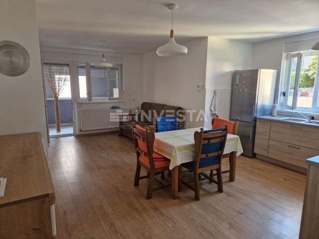 Pula, Monvidal, spacious apartment on the 1st floor of a new building with an elevator, garage