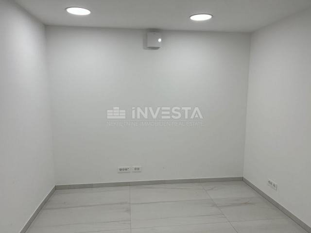 Local commercial Centar, Pula, 18m2