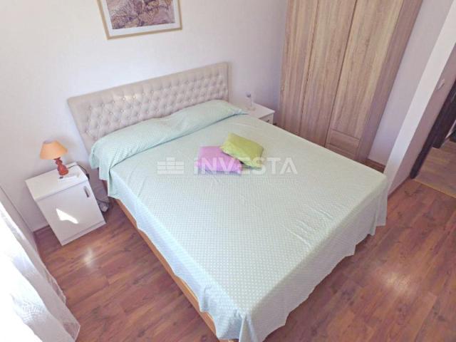 Fažana, Valbandon, apartmanska kuća sa 6 apartmana, 600 m od mora