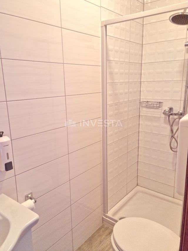 Fažana, Valbandon, apartmanska kuća sa 6 apartmana, 600 m od mora