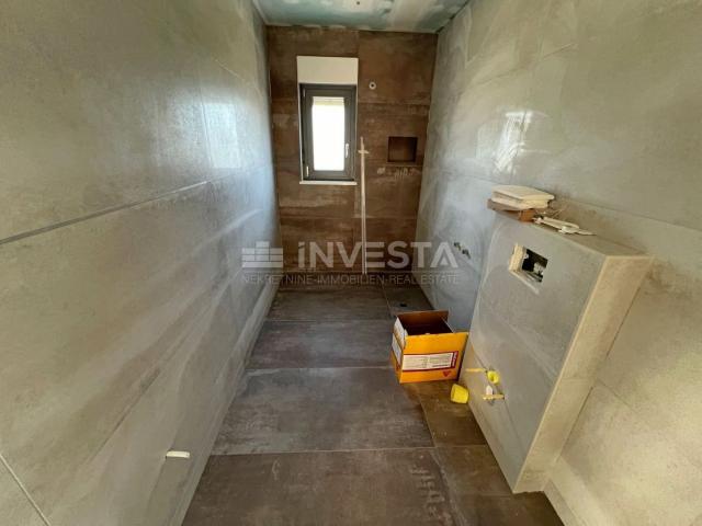 Surroundings of Labina, newly built modern one-story house, 137 m2, 3 bedrooms