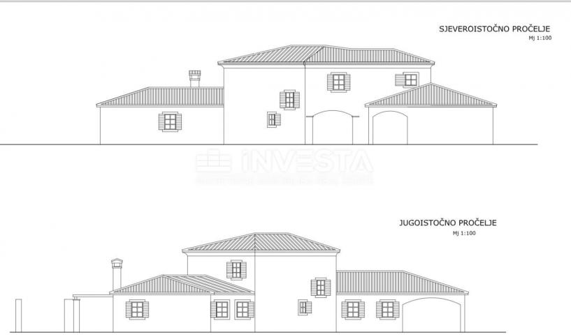 Lovreč area, residential and commercial building with a large plot of land