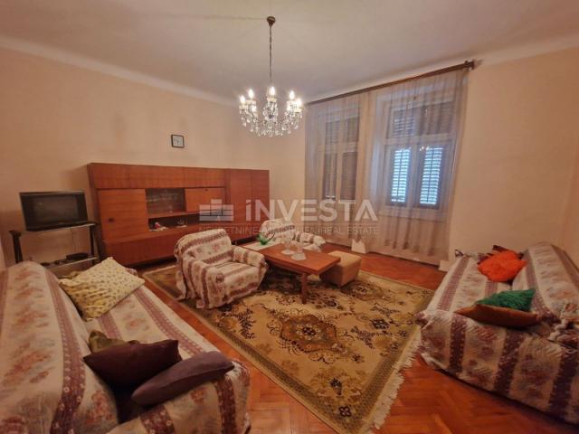 Appartement Centar, Pula, 90m2