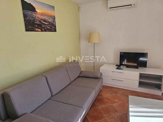 Medulin, apartment 72.22 m2 in prime location, 2BR+LR, 200 m from the sea