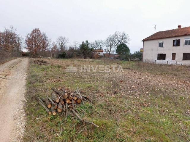 Umgebung von Poreč, Grundstück in erster Reihe zur Urbanisierung in ausgezeichneter Lage