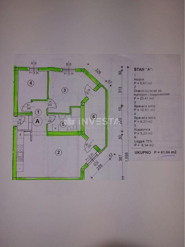 Poreč, Zweizimmerwohnung im Erdgeschoss, 61+28 m2, Top-Lage, GELEGENHEIT!