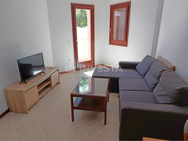 Poreč, two-room apartment on the ground floor, 61+28 m2, top location, OPPORTUNITY!