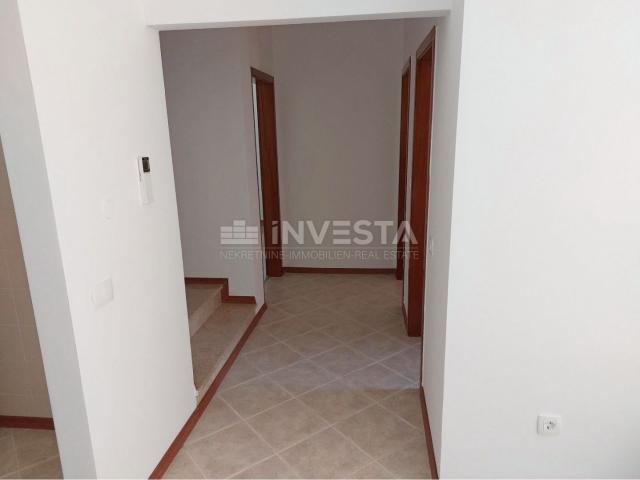 Poreč, two-room apartment on the ground floor, 61+28 m2, top location, OPPORTUNITY!