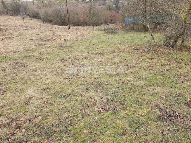 Žminj, construction land 2905 m², near the road