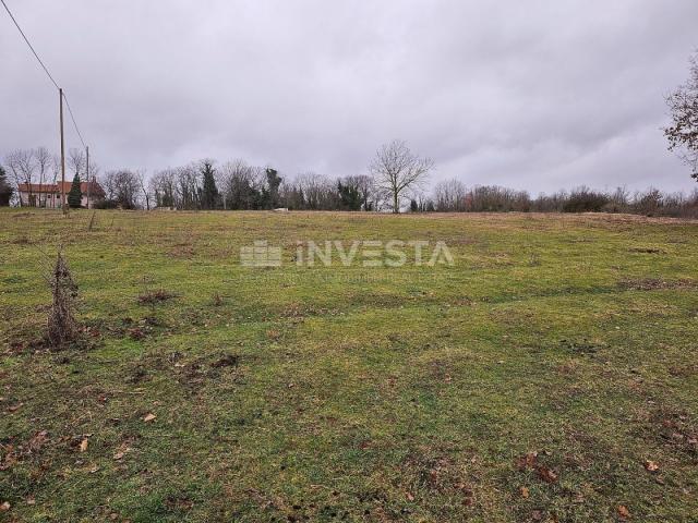 Žminj, construction land 2905 m², near the road