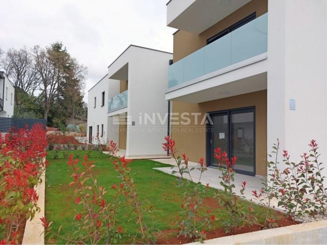 Poreč, two-room apartment on the ground floor of a new building with a garden of 60 m2