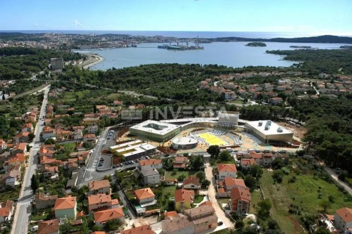 Pula - attractive building plots 200 meters from the sea