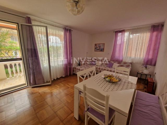 Fažana area, apartment house with 4 residential units, near the sea