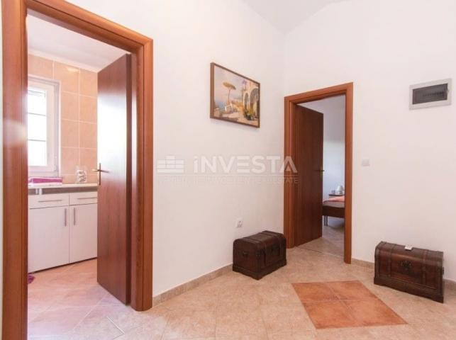 Barbariga, furnished detached house with pool and garage