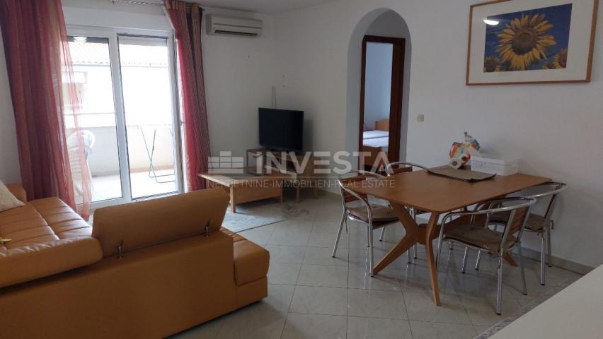 Flat in Karigador, 80 m² Near the Sea