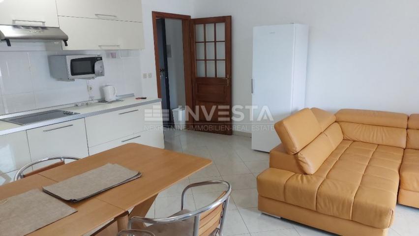 Flat in Karigador, 80 m² Near the Sea