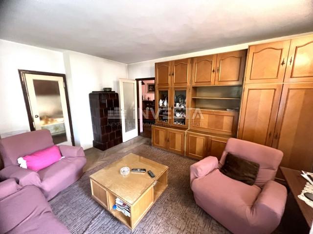 Pula, Stoja, apartment (2 bedrooms), 2nd floor, area of 69 m²