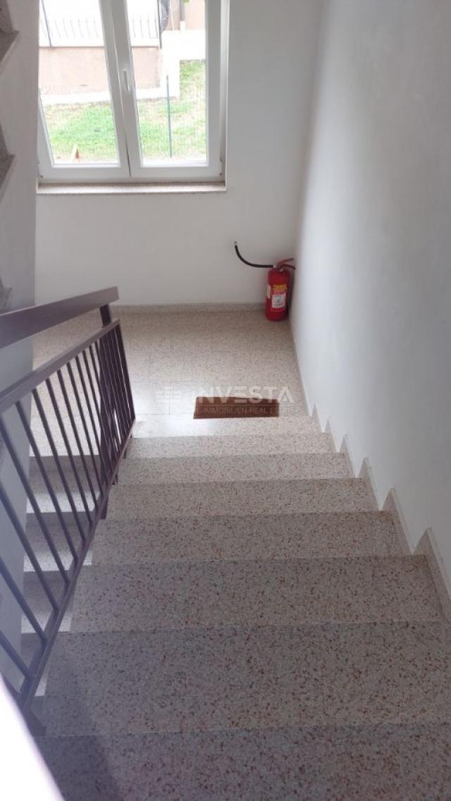 Novigrad, Wohnung 52 m², zwei Schlafzimmer, Parkplatz