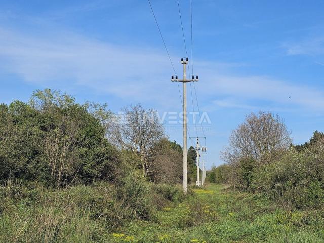 Pula area - 14,000 m² of construction land in the industrial zone