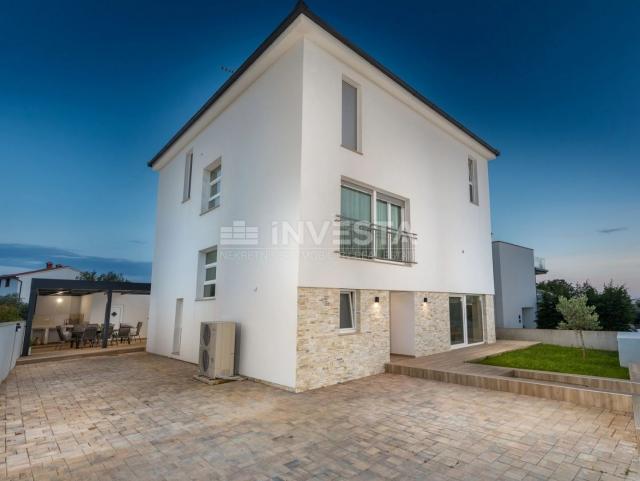 Fažana - Moderne Villa 360m², Meerblick und Brijuni