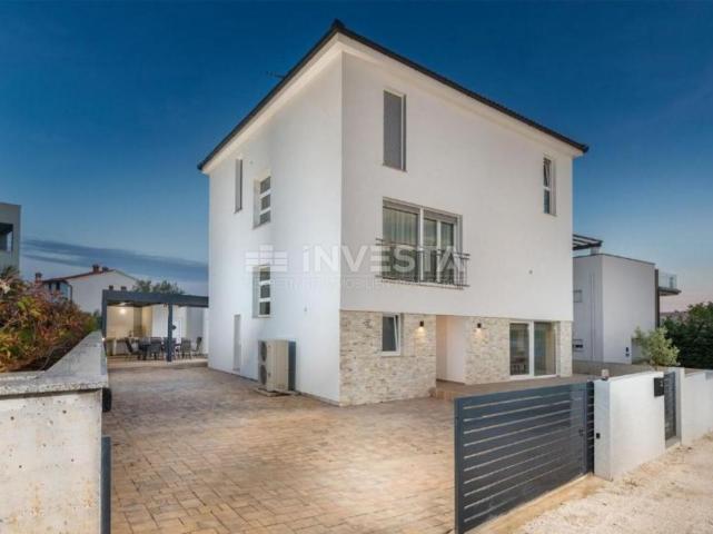 Fažana - Moderne Villa 360m², Meerblick und Brijuni