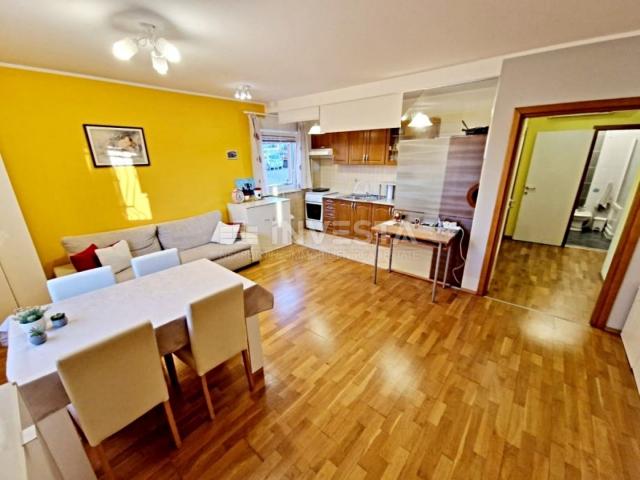 Croatia, Istria, Pula, Monte Magno, furnished apartment 68m2 with private parking