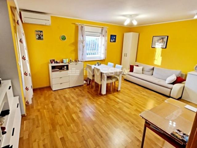 Croatia, Istria, Pula, Monte Magno, furnished apartment 68m2 with private parking