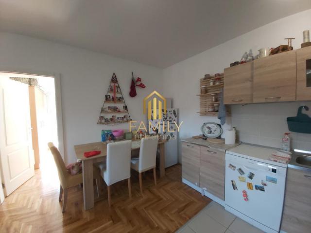 Dvoiposoban , Adice, Pavla Bakića, 54m2, 450e