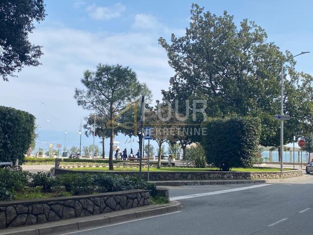 Flat Opatija - Centar, Opatija, 130m2