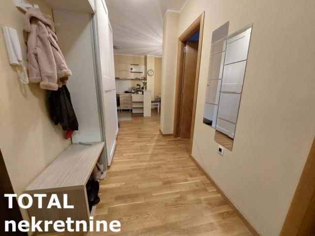 3 Trosoban stan NOVI SAD, 172000€