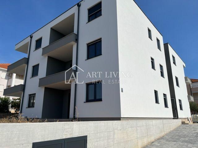 Umag, surroundings - Modern one-bedroom apartment 200 m from the sea