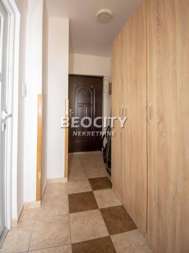 Rakovica, Kneževac, Mome Stanojlovića, 1. 0, 33m2, 54900EUR