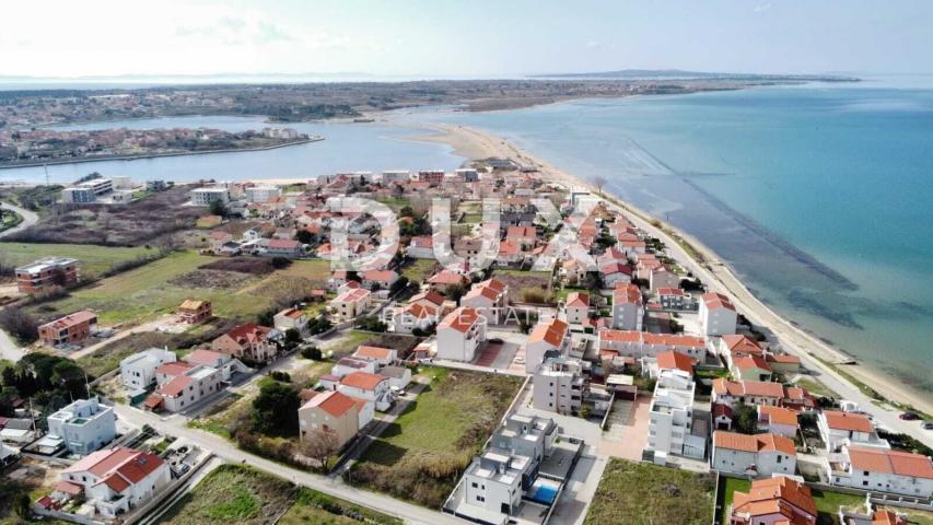 ZADAR, NIN - Apartment with swimming pool under construction near the sea S3