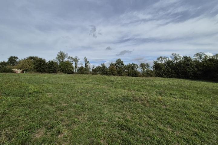 Istra, Rakotule, građevinsko zemljište 1. 215m2