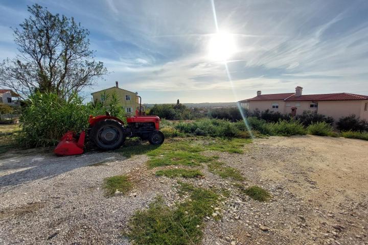 Istra, Pula, građevinsko zemljište, 1000 m2, s pogledom na grad