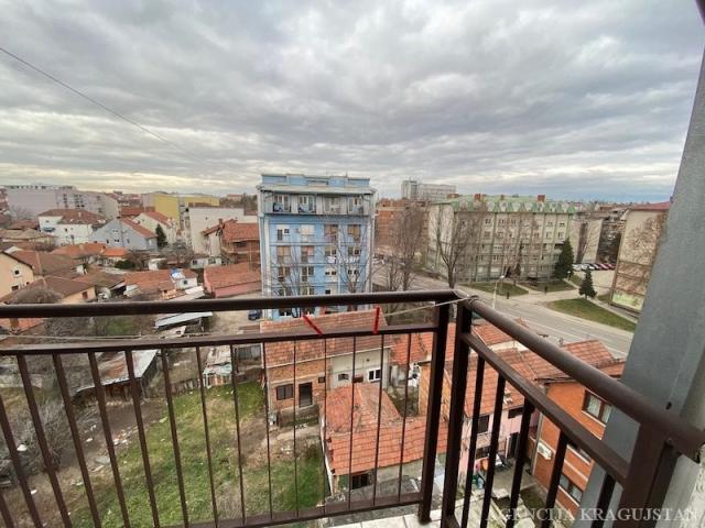 Izdavanje, Stan, 38. 00m2 , Bubanj