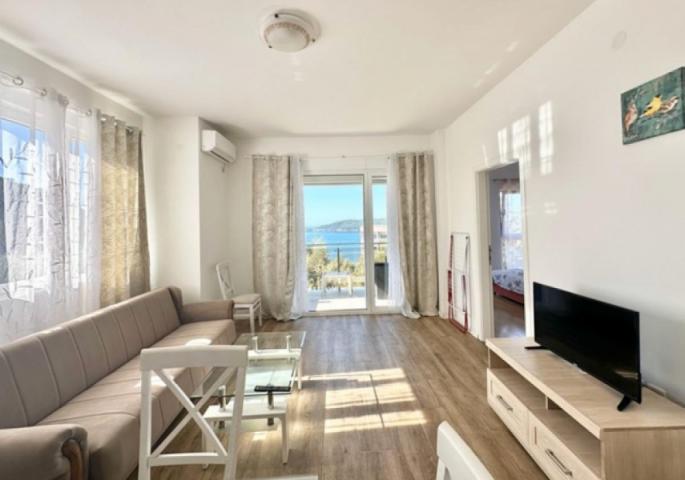 Two bedroom apartment 65m2 in Rafailovici