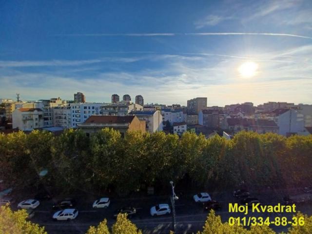 Zvezdara, Đeram pijaca - Bulevar kralja Aleksandra, 220m2