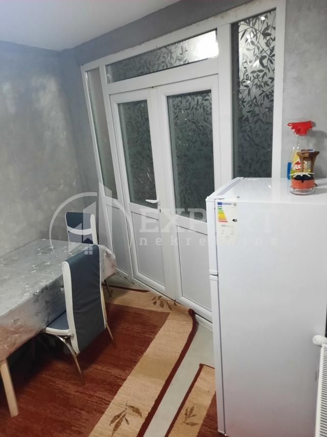 Izdaje se garsonjera u Durlanu, 38m2